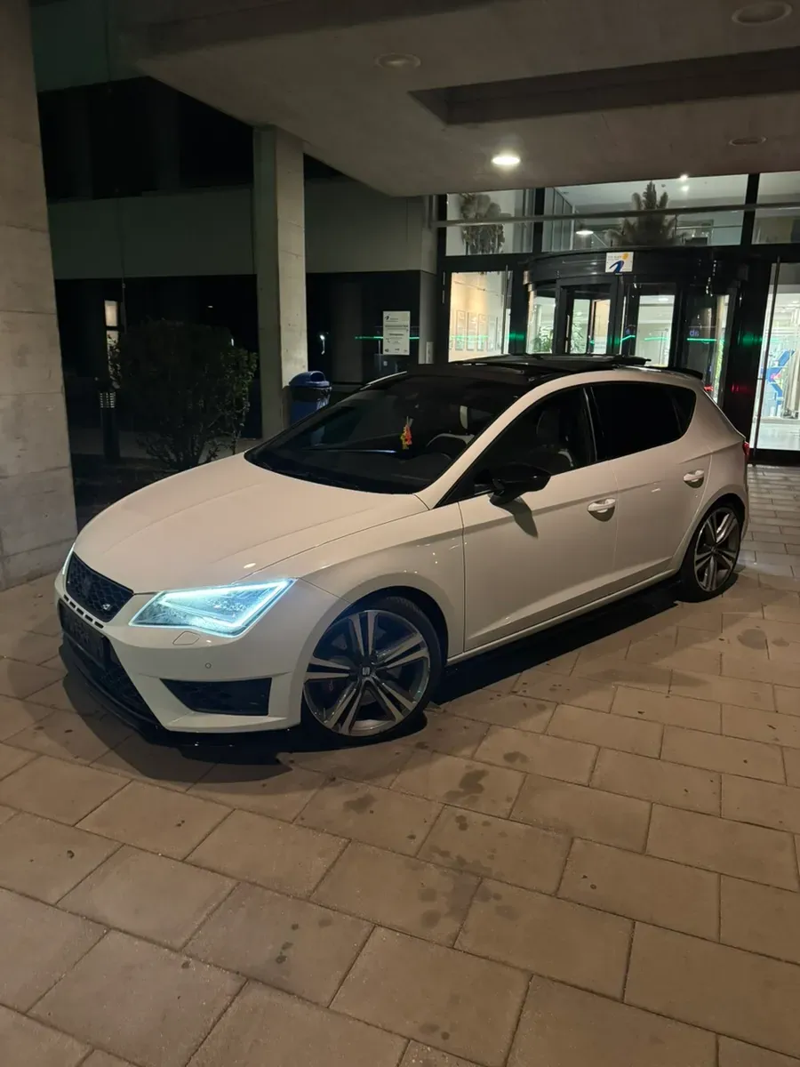 Seat Leon 2016 photo 2