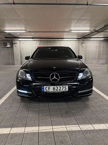 Mercedes-Benz C180 D 2012 photo 2