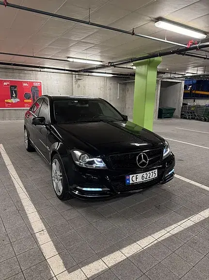Mercedes-Benz C180 D