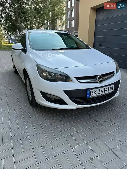 Opel Astra 2015 photo 4