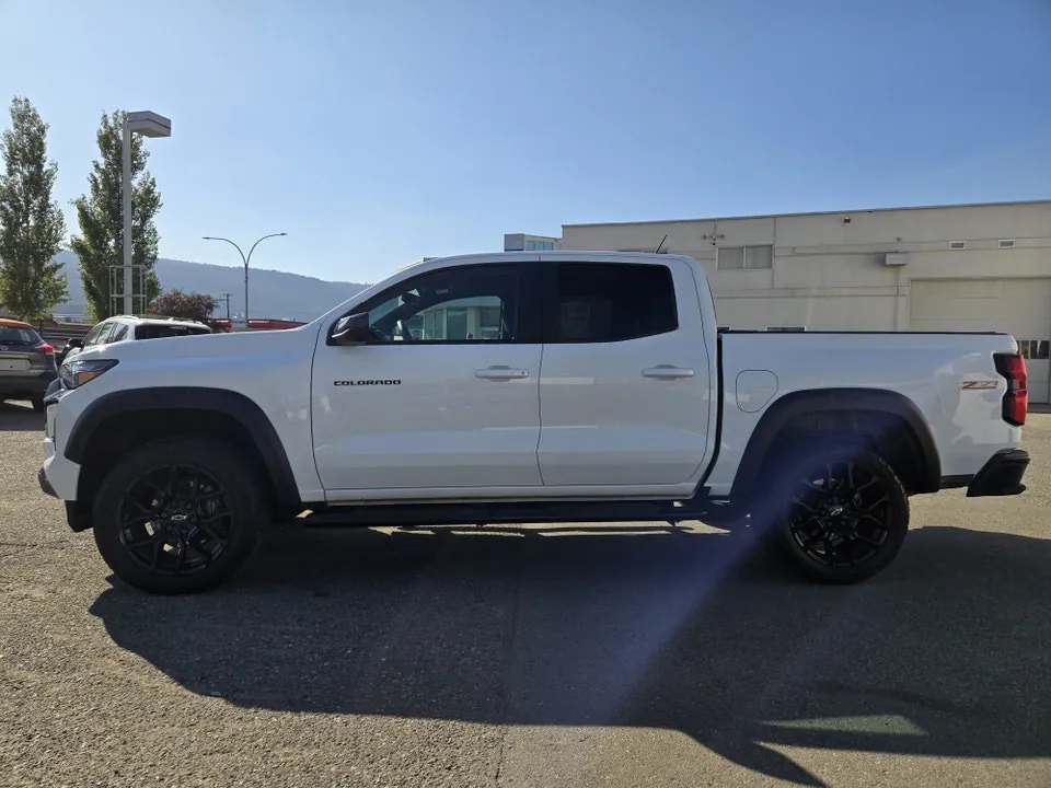 Chevrolet Colorado 2024 photo 2