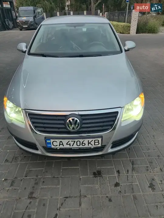Volkswagen Passat 2005 photo 2