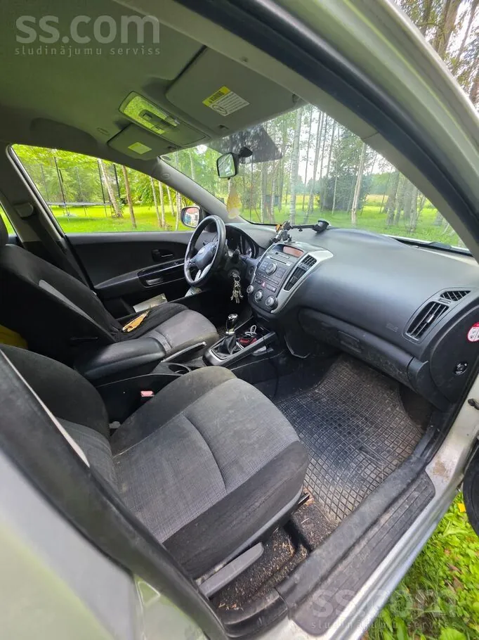 Kia Ceed 2011 photo 5