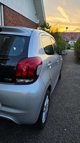 Peugeot 108 2015 photo 5
