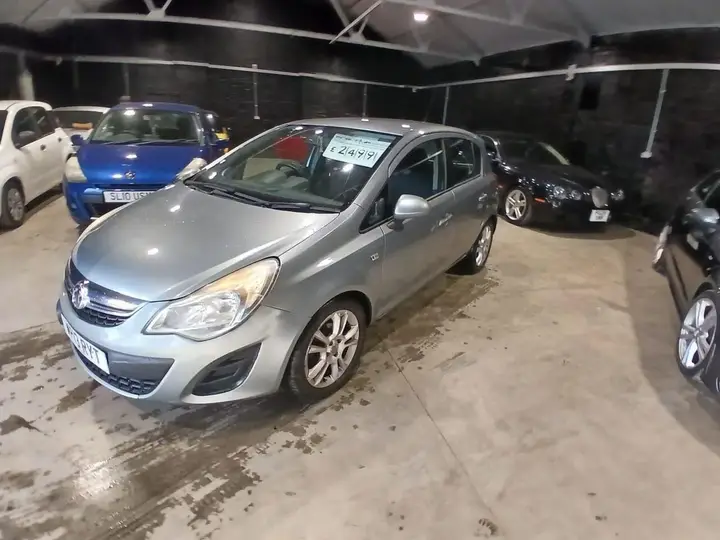 Vauxhall Corsa 2013 photo 3