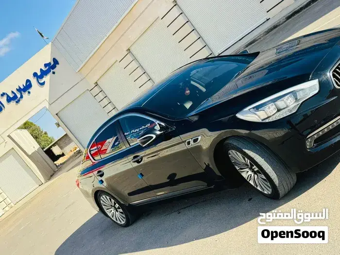 Kia Quoris 2014 photo 3