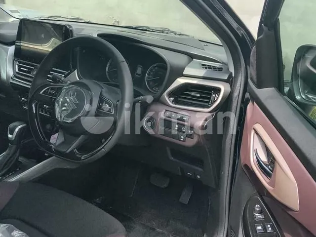 Suzuki Fronx 2026 photo 4