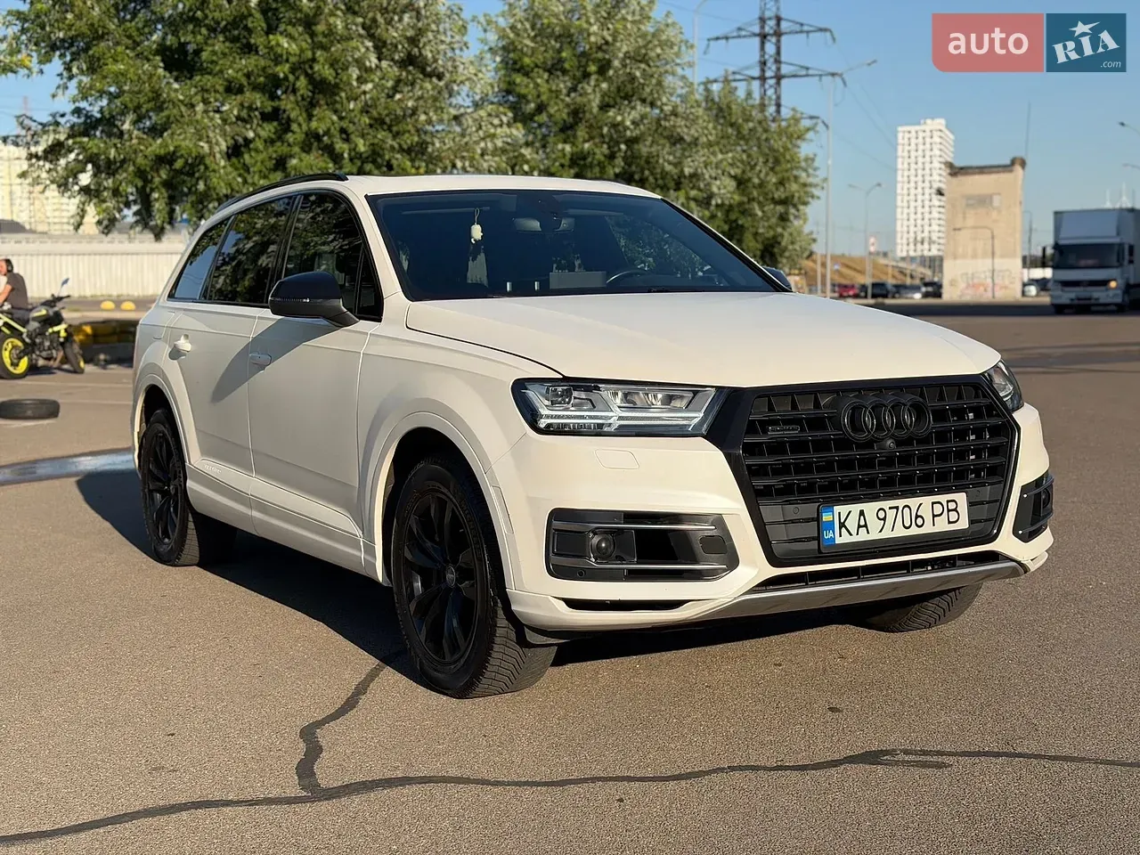Audi Q7 2017 photo 4