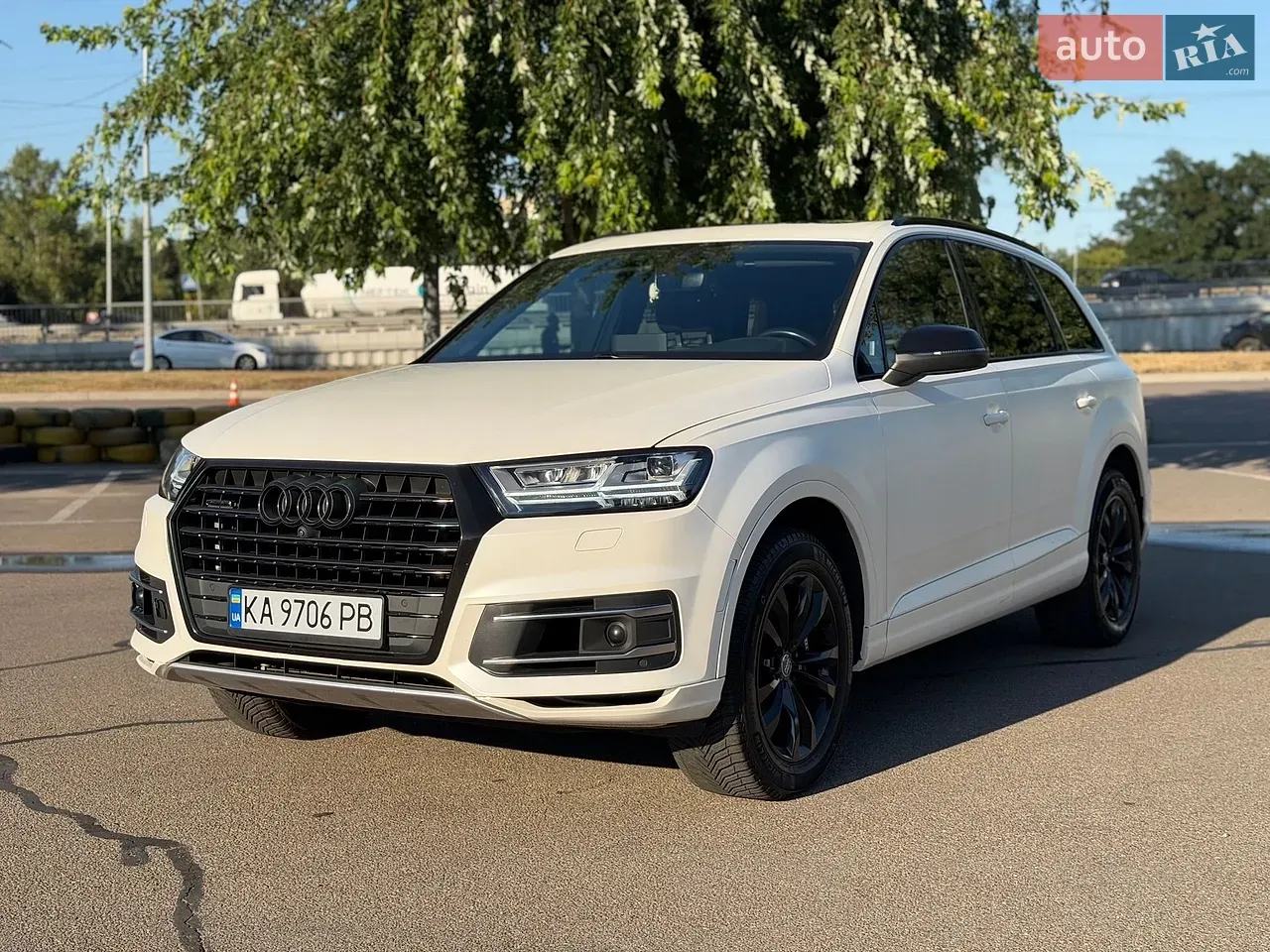 Audi Q7 2017 photo 5