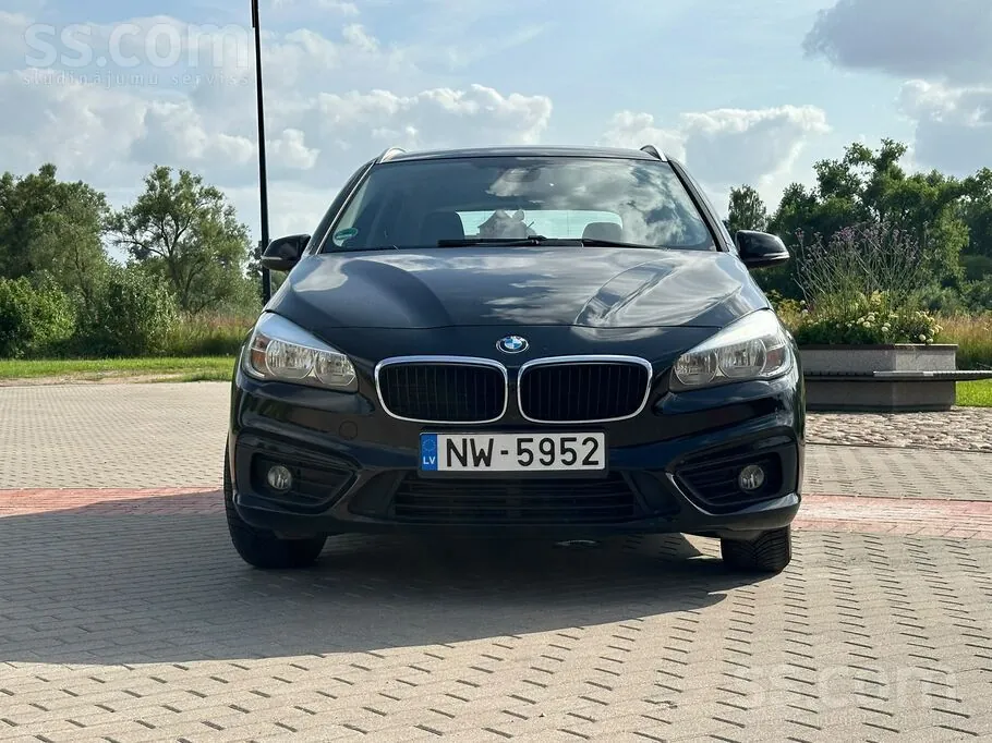BMW 216D Active Tourer 2015 photo 4