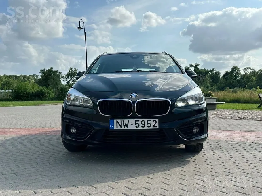 BMW 216D Active Tourer 2015 photo 5