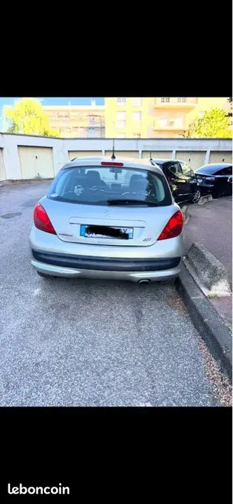 Peugeot 207 2007 photo 3