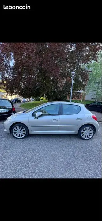 Peugeot 207 2007 photo 2