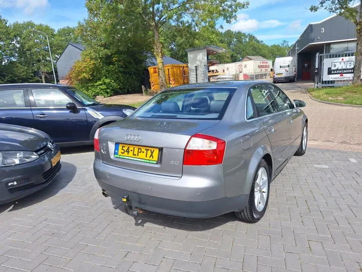 Audi A4 2003 photo 3