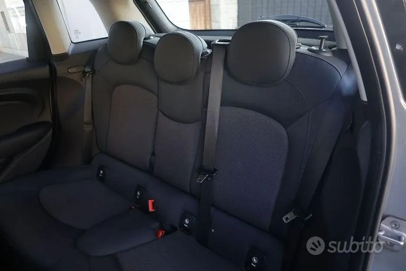 Mini Cooper One 2015 photo 3