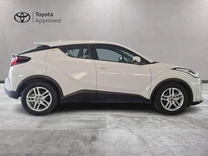 Toyota C-Hr 2024 photo 4
