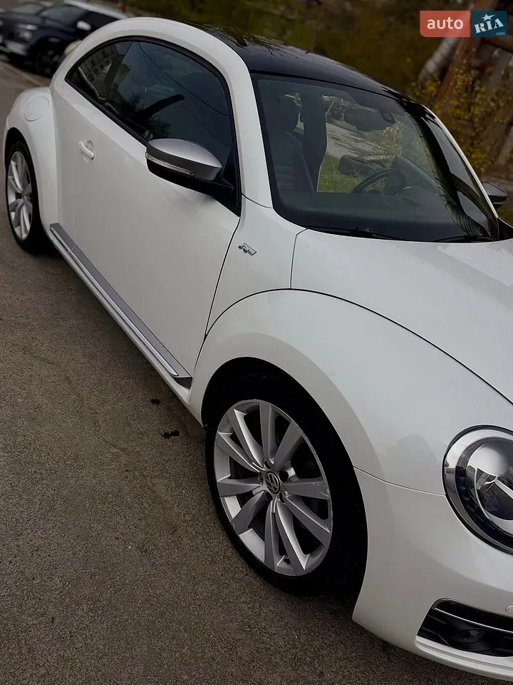 Volkswagen Beetle 2014 photo 2