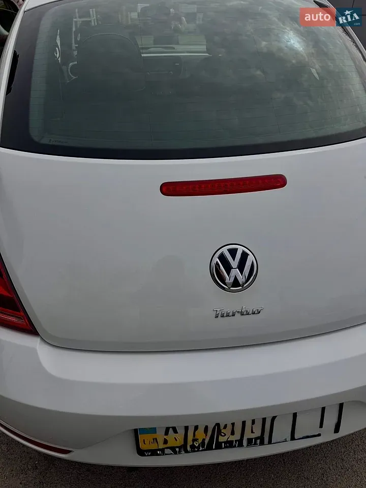Volkswagen Beetle 2014 photo 3