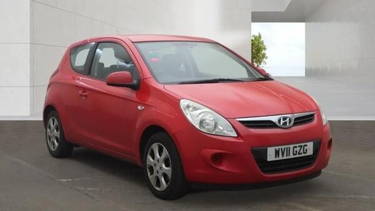 Hyundai I20 2011 photo 2