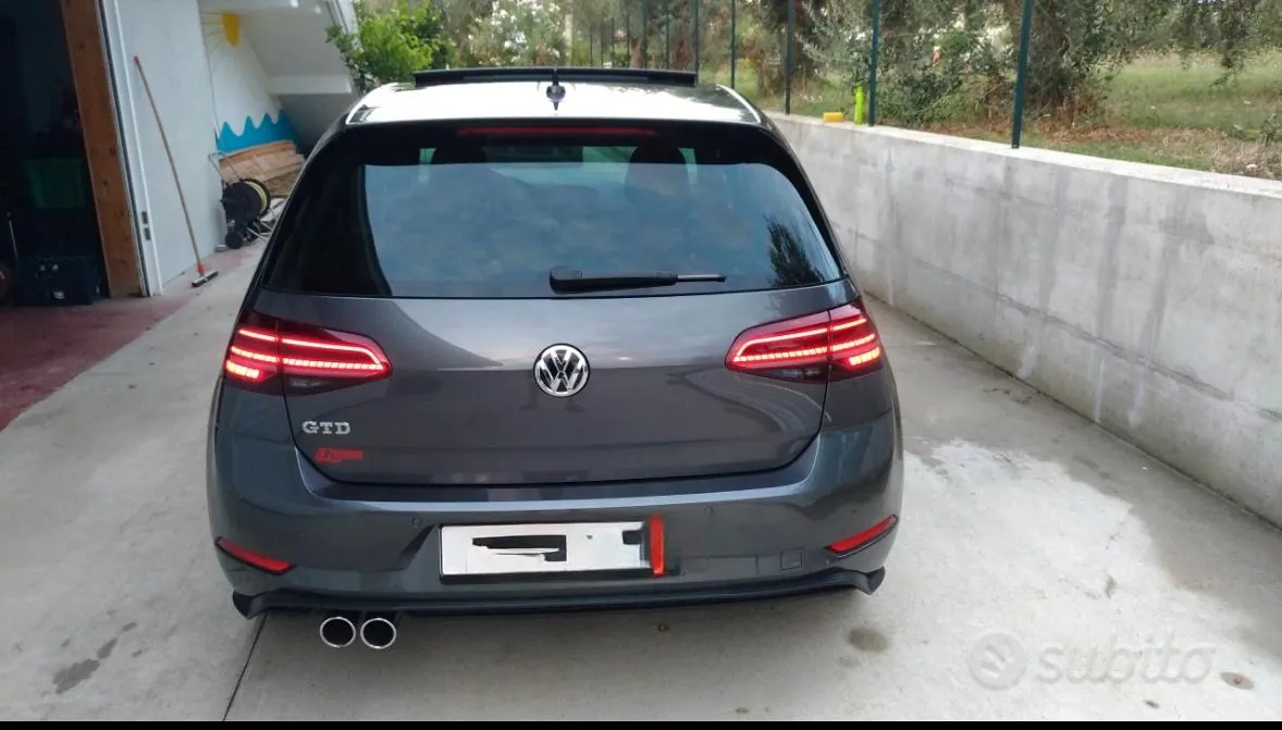 Volkswagen Golf 2019 photo 2