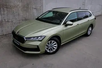 Skoda Superb 2025 photo 2