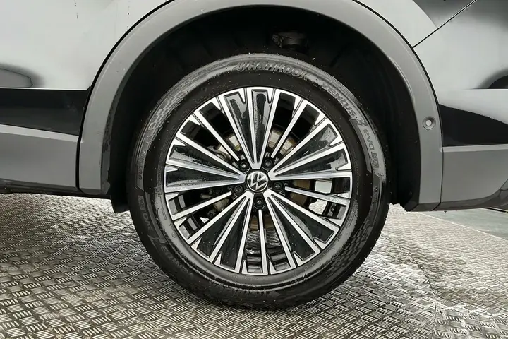 Volkswagen Tiguan 2025 photo 5