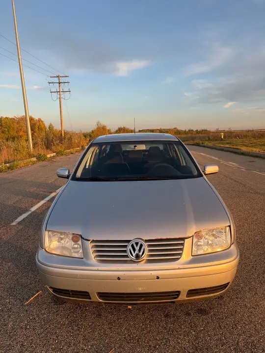Volkswagen Jetta 2003 photo 2