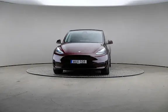 Tesla Model Y 2023 photo 3