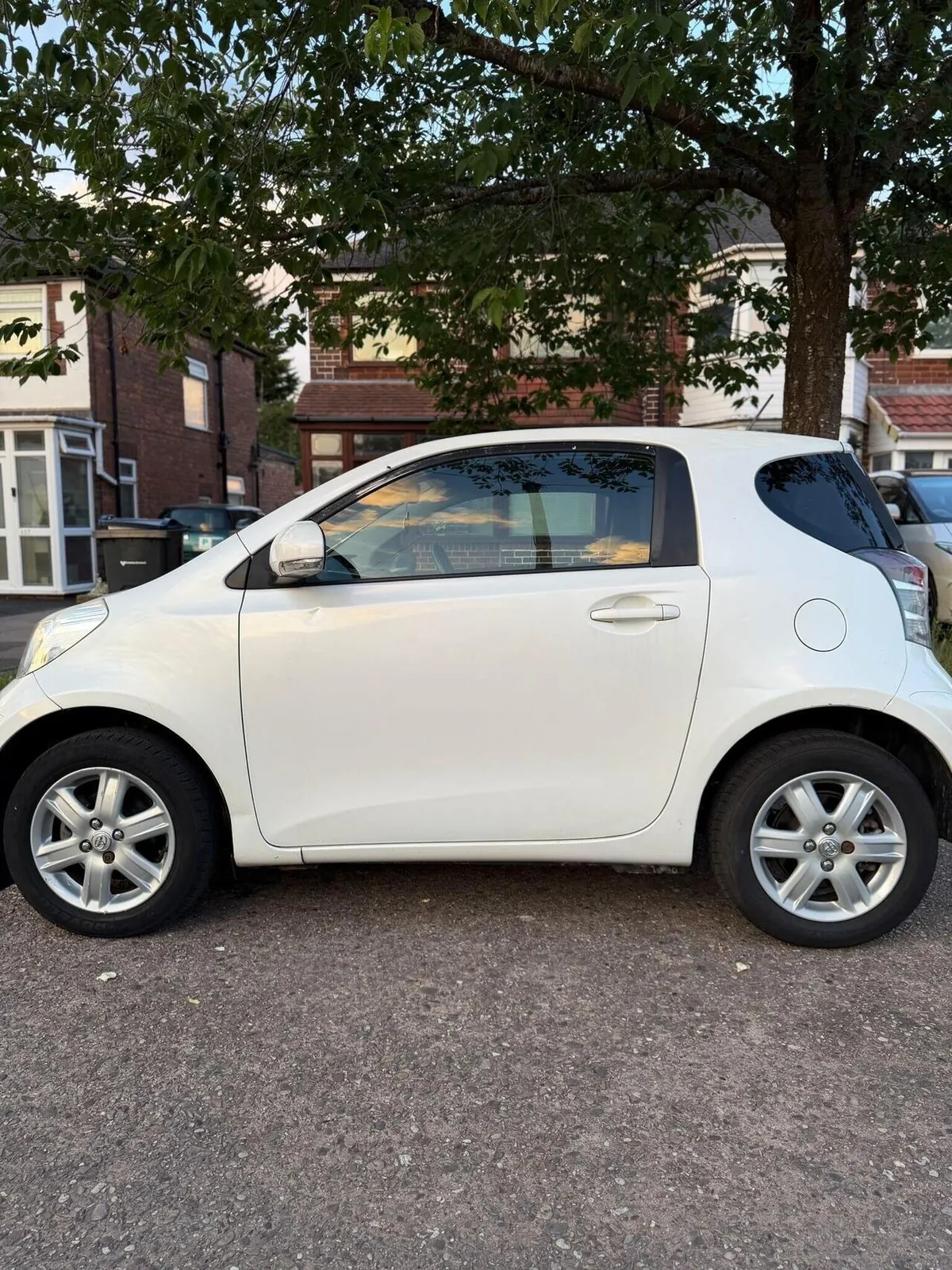 Toyota Iq