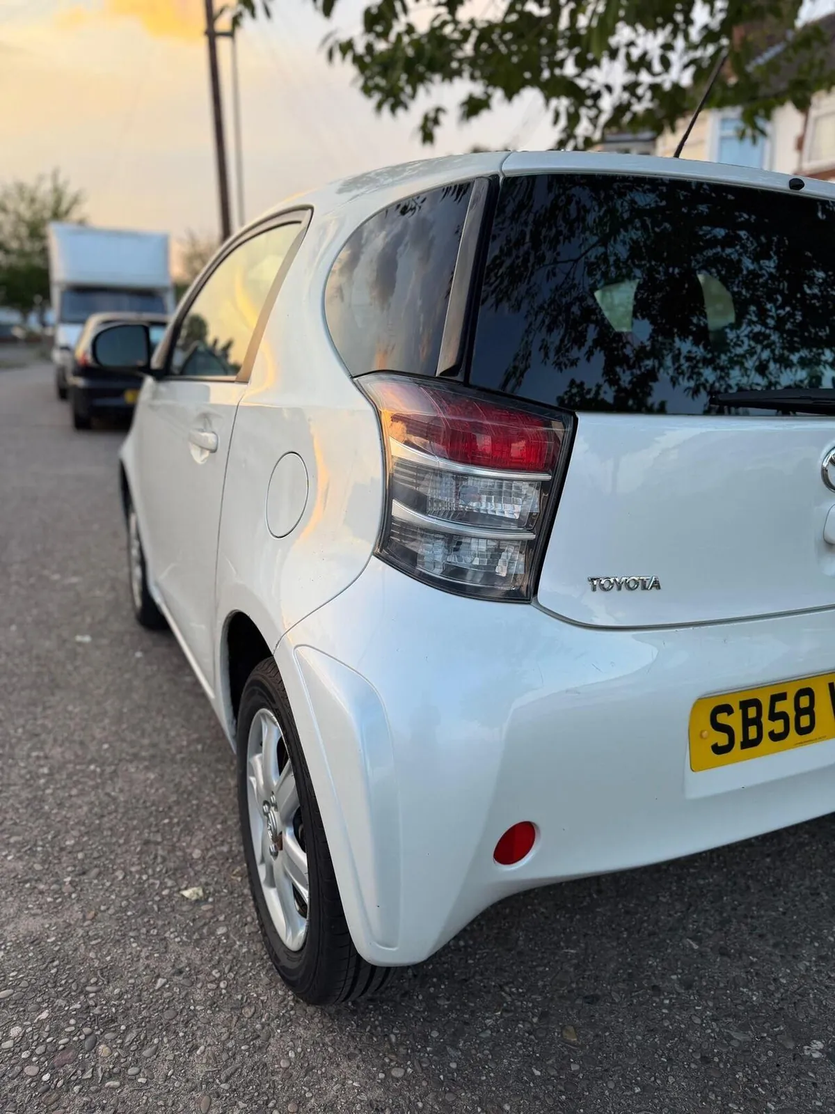 Toyota Iq 2009 photo 3