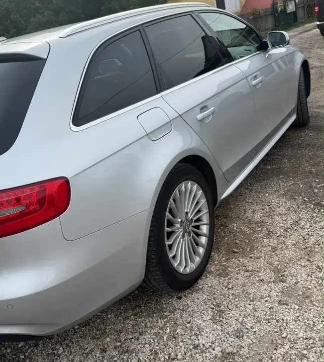 Audi A4 2015 photo 3
