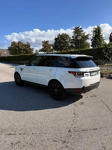 Land Rover Range Rover Sport 2015 photo 2