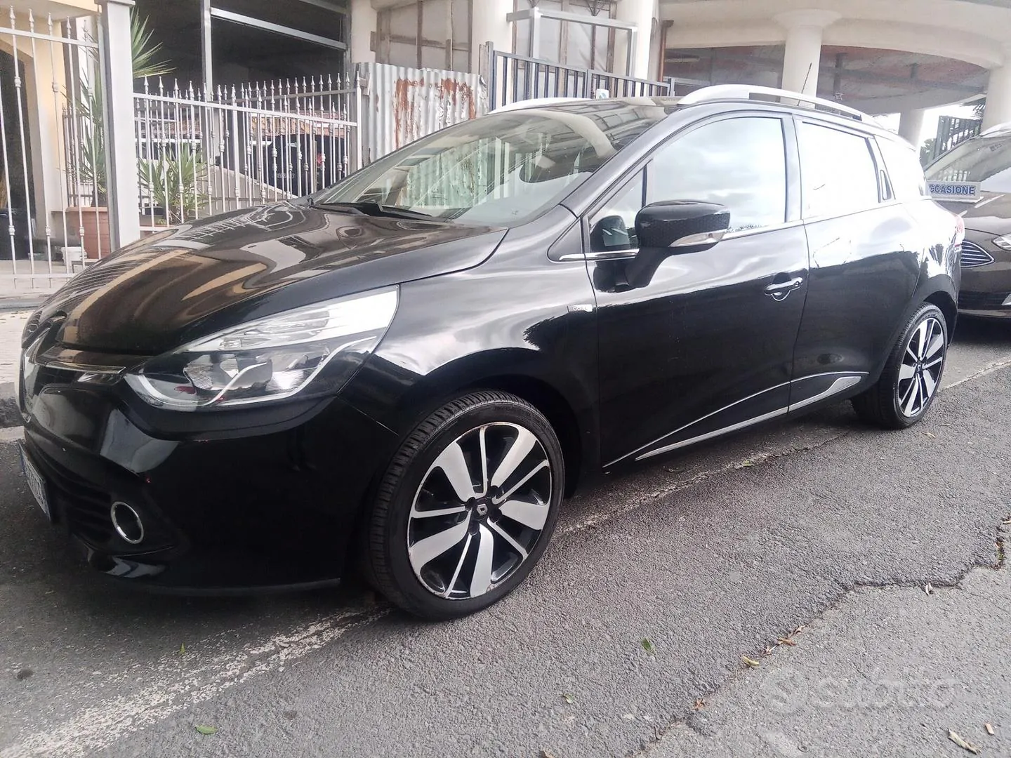 Renault Clio 2015 photo 2