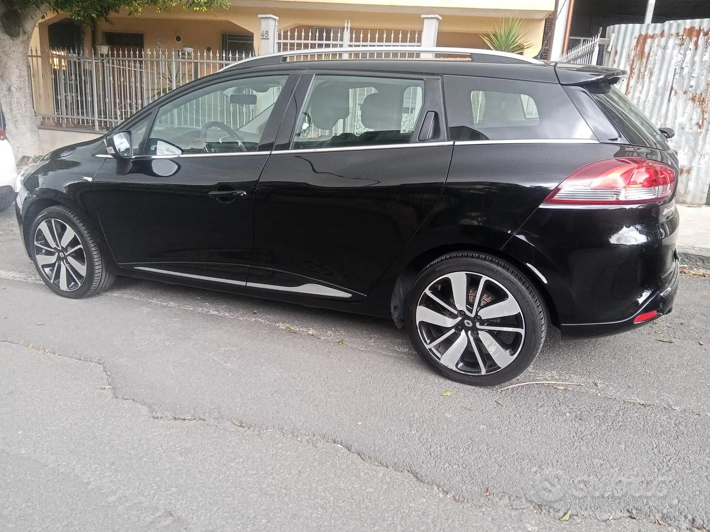 Renault Clio 2015 photo 4