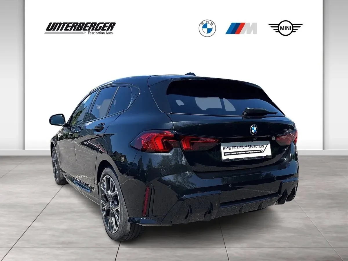 BMW 1 Series 2026 photo 2