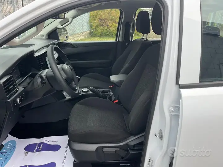 Volkswagen Amarok 2025 photo 5