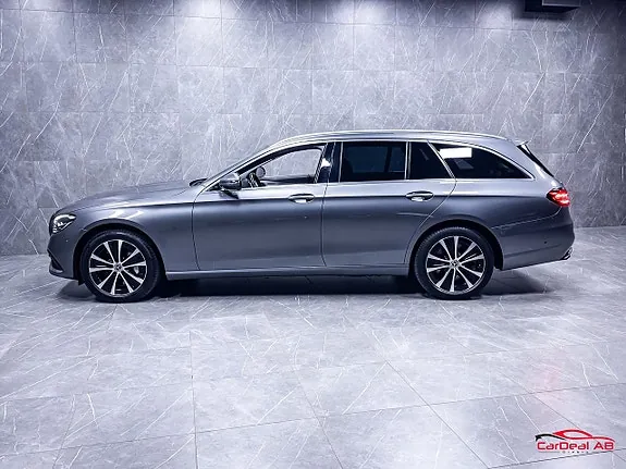 Mercedes-Benz E300 2022 photo 4