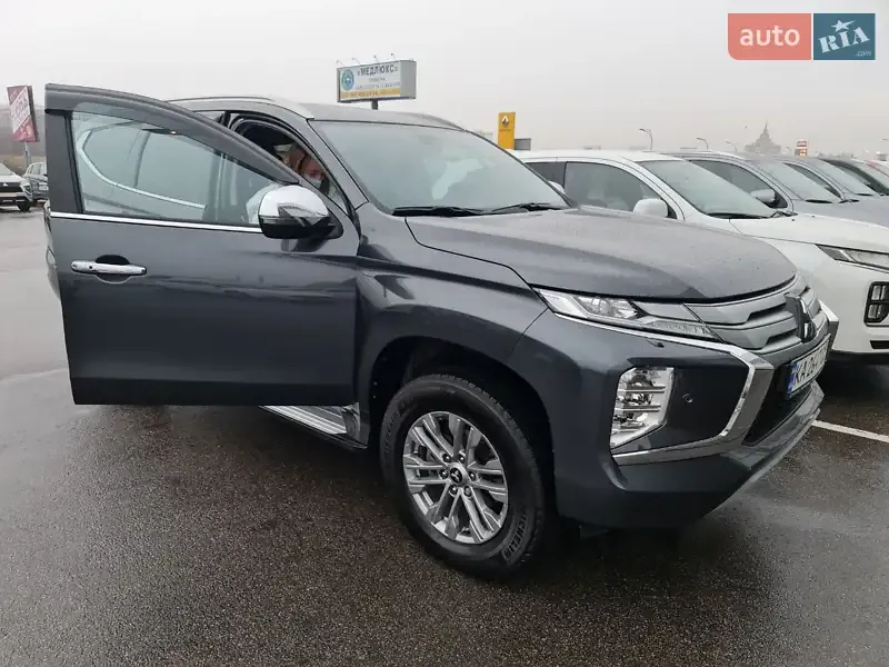 Mitsubishi Pajero Sport 2020 photo 5
