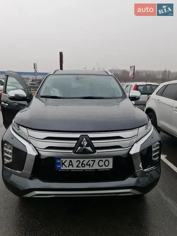 Mitsubishi Pajero Sport 2020 photo 2