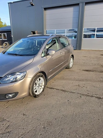 Volkswagen Golf Plus 2012 photo 3