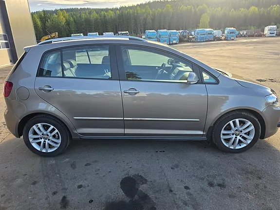 Volkswagen Golf Plus 2012 photo 4