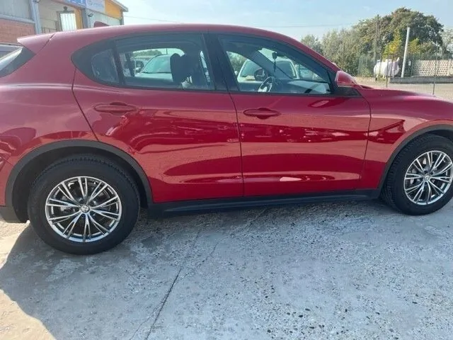 Alfa Romeo Stelvio 2018 photo 4