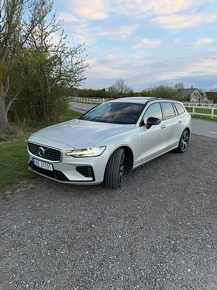 Volvo V60 2019 photo 3