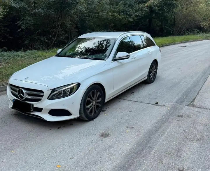 Mercedes-Benz C180