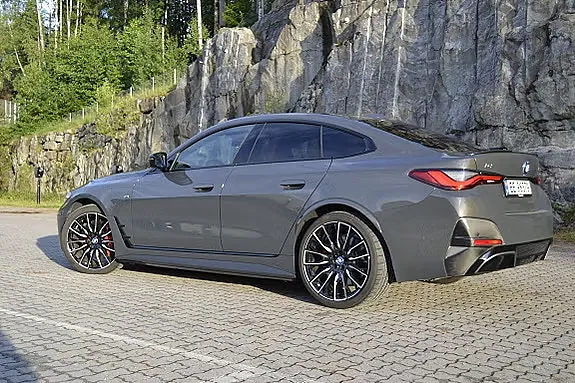 BMW I4 2023 photo 5