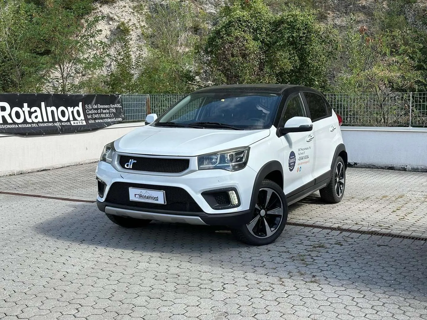 DR Automobiles Dr3