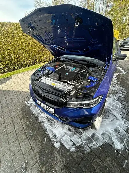BMW 330E 2020 photo 2