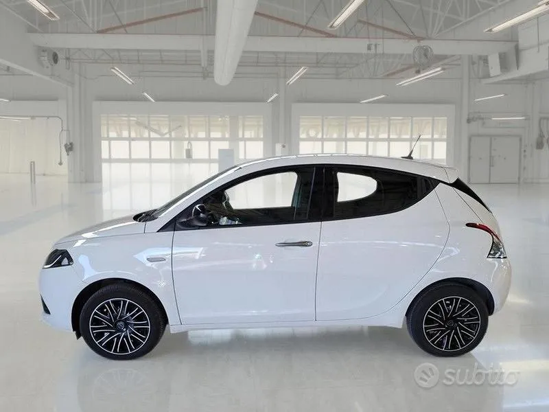Lancia Ypsilon 2022 photo 5