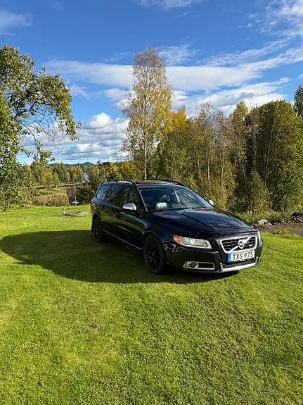Volvo V70 2013 photo 2