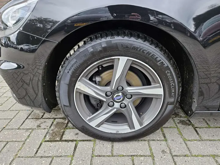 Volvo V40 2015 photo 4